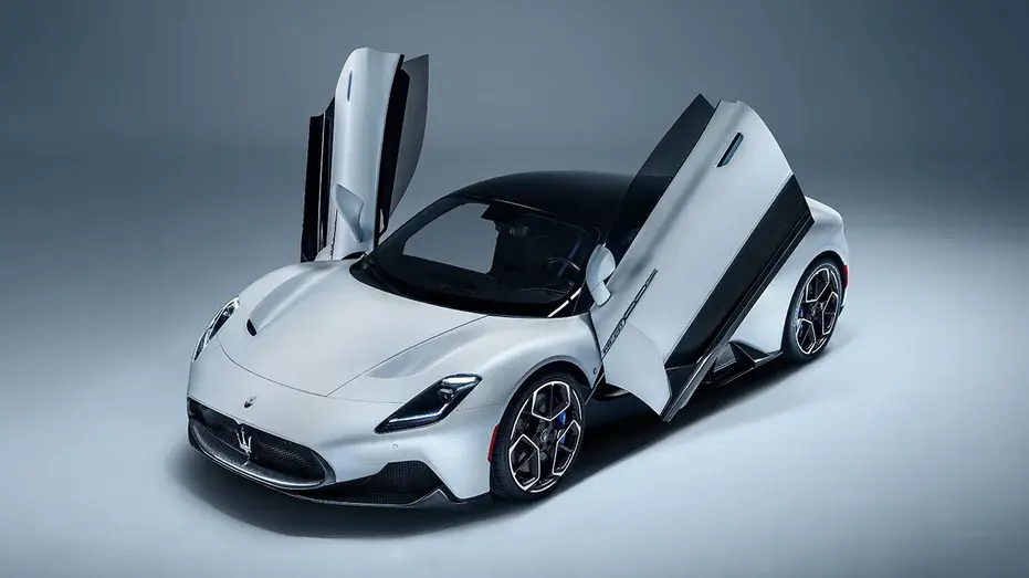 Maserati MC20